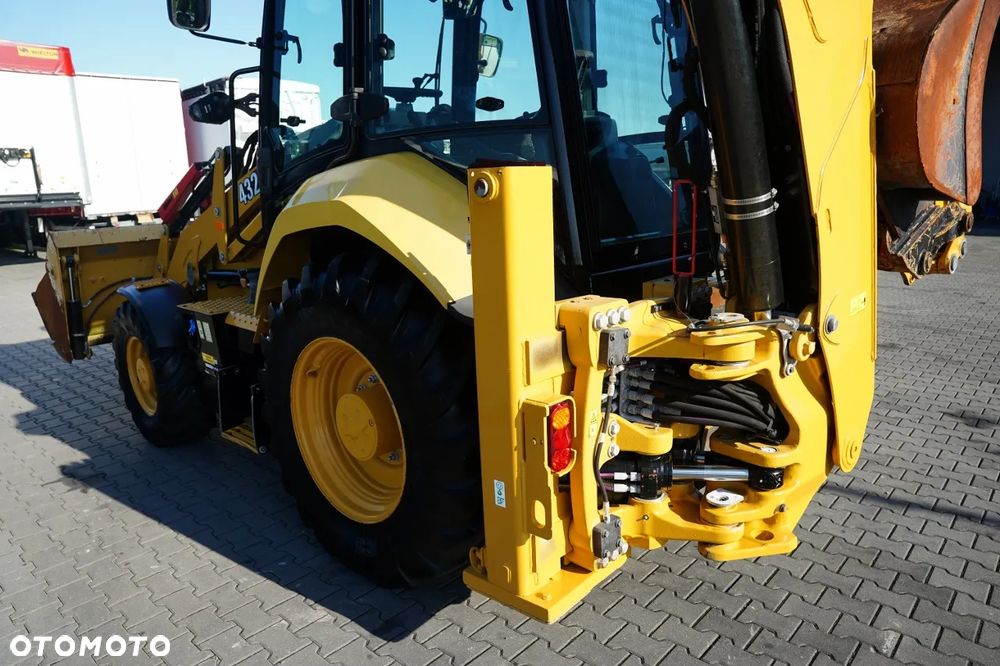 Caterpillar 432 F  / KOPARKO-ŁADOWARKA  / 1 800  MTH /  KLIMATYZACJA / - 17
