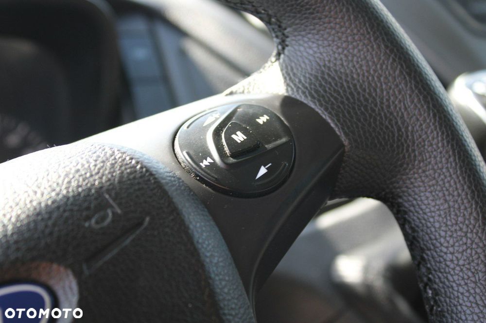 Ford Transit - 17