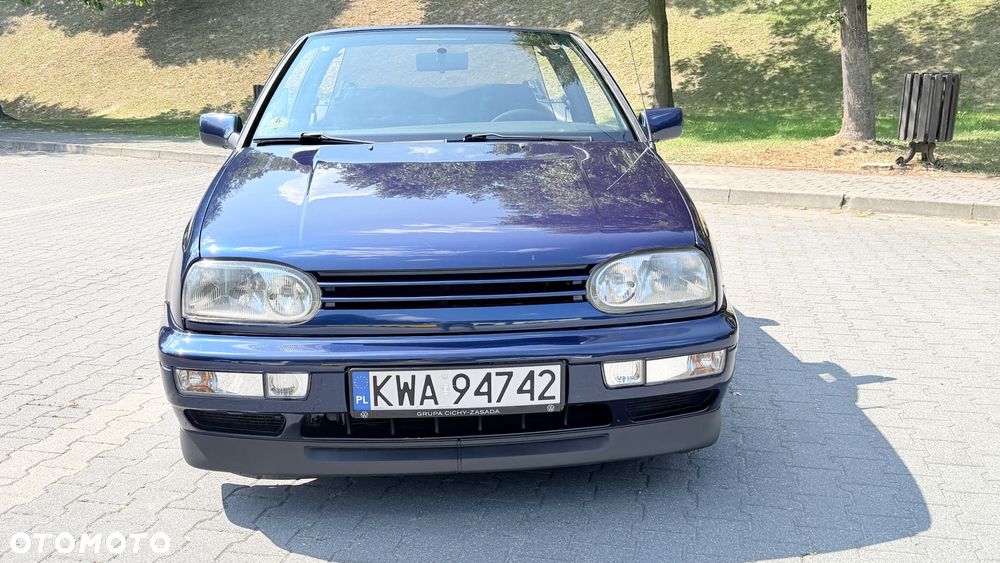 Volkswagen Golf Cabrio 1.8 - 14