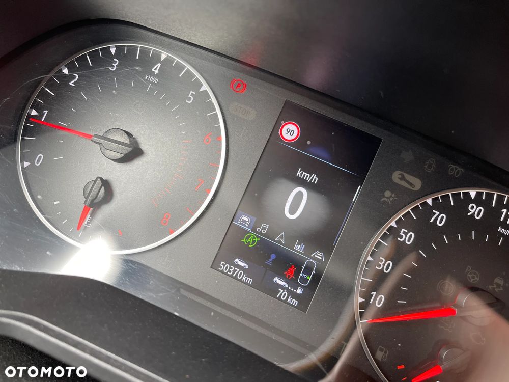 Renault Clio TCe 100 INTENS - 17