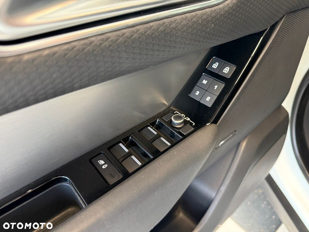 Land Rover Range Rover Velar - 25