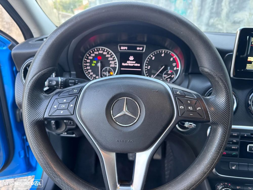 Mercedes-Benz A 180 - 14