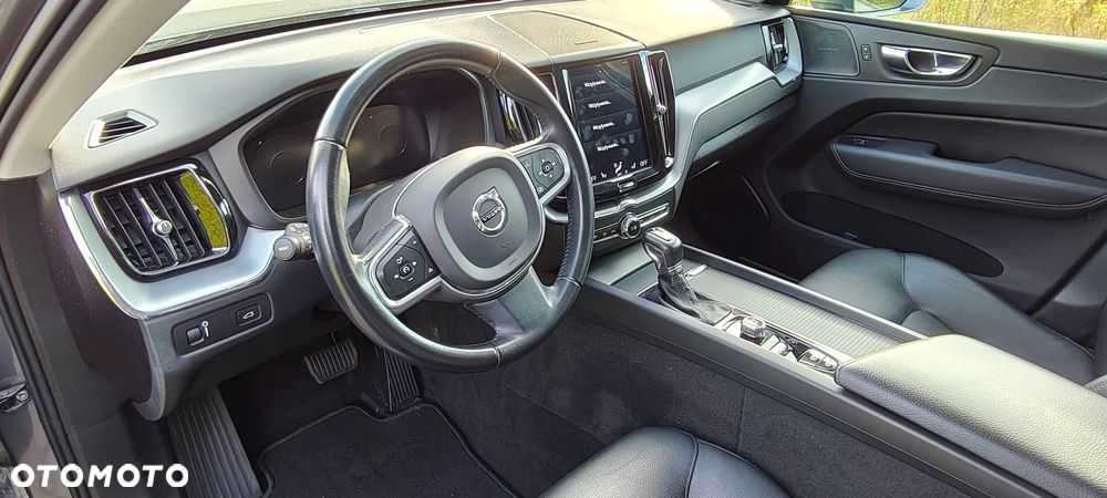 Volvo XC 60 - 6