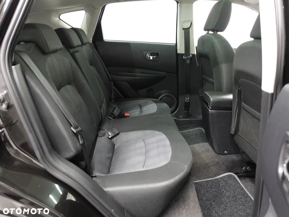 Nissan Qashqai 2.0 dCi DPF I-Way - 25