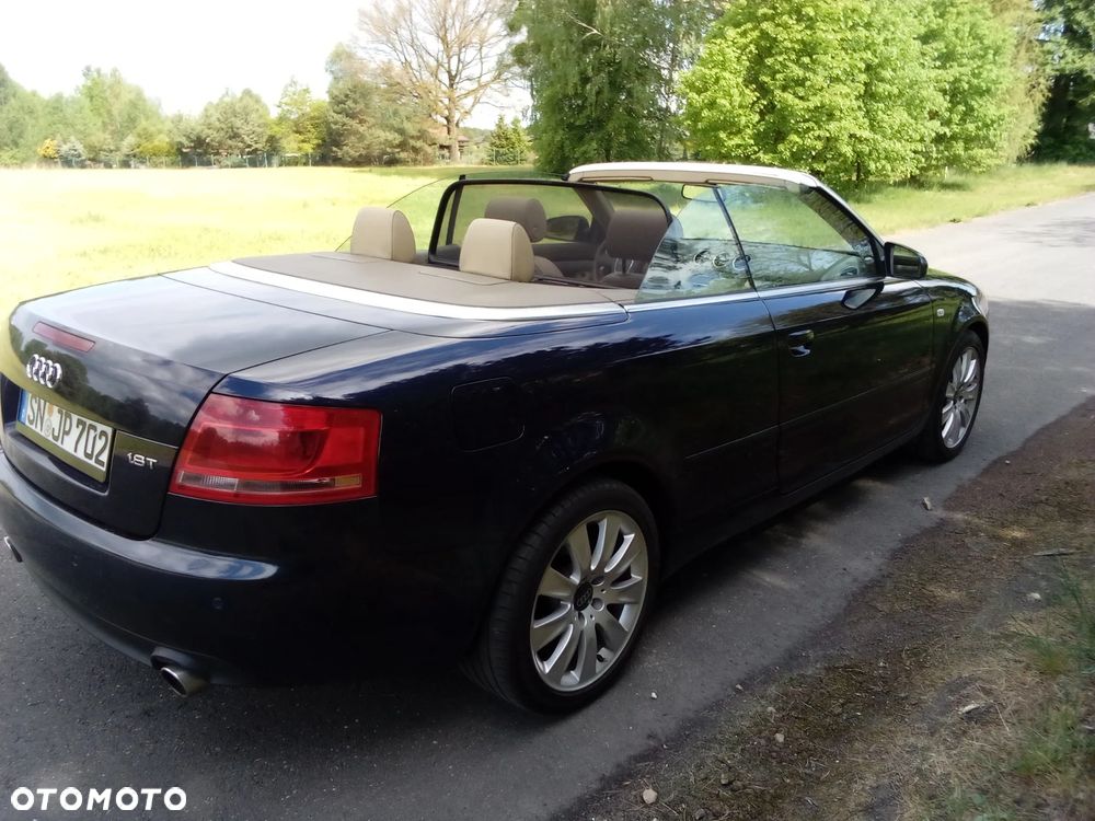 Audi A4 Cabrio 1.8 T multitronic - 8