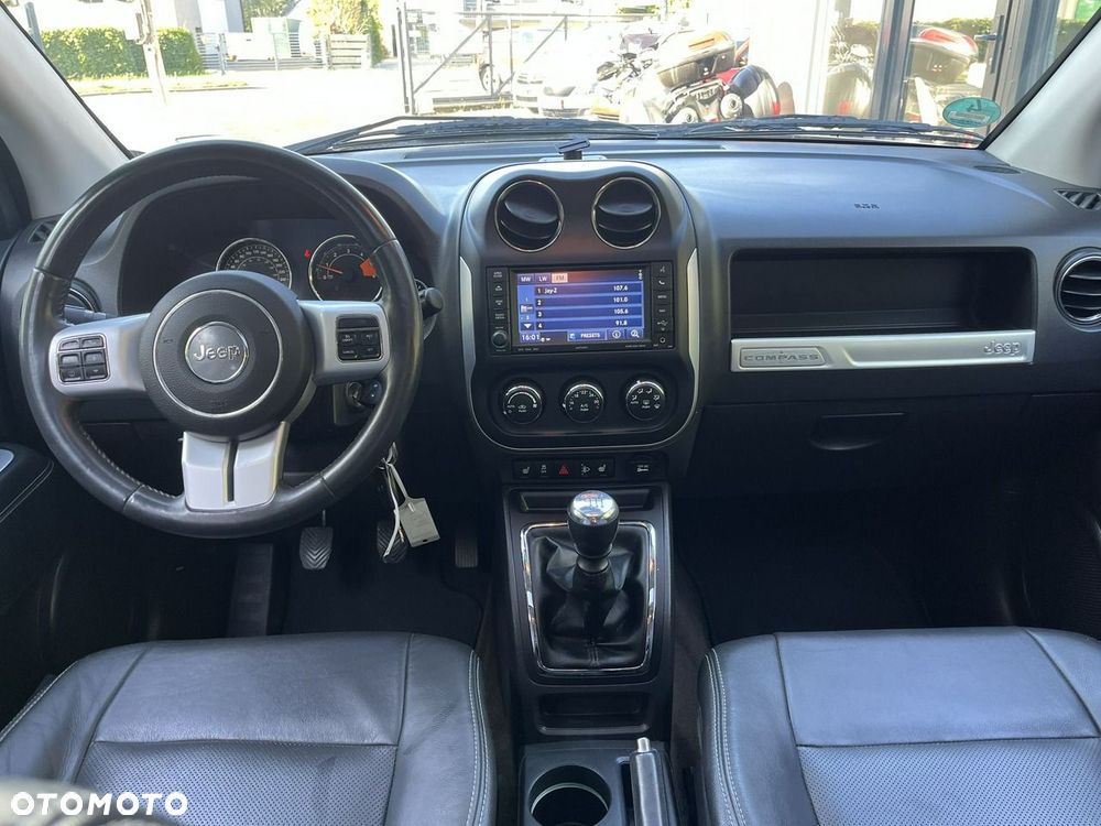 Jeep Compass - 12