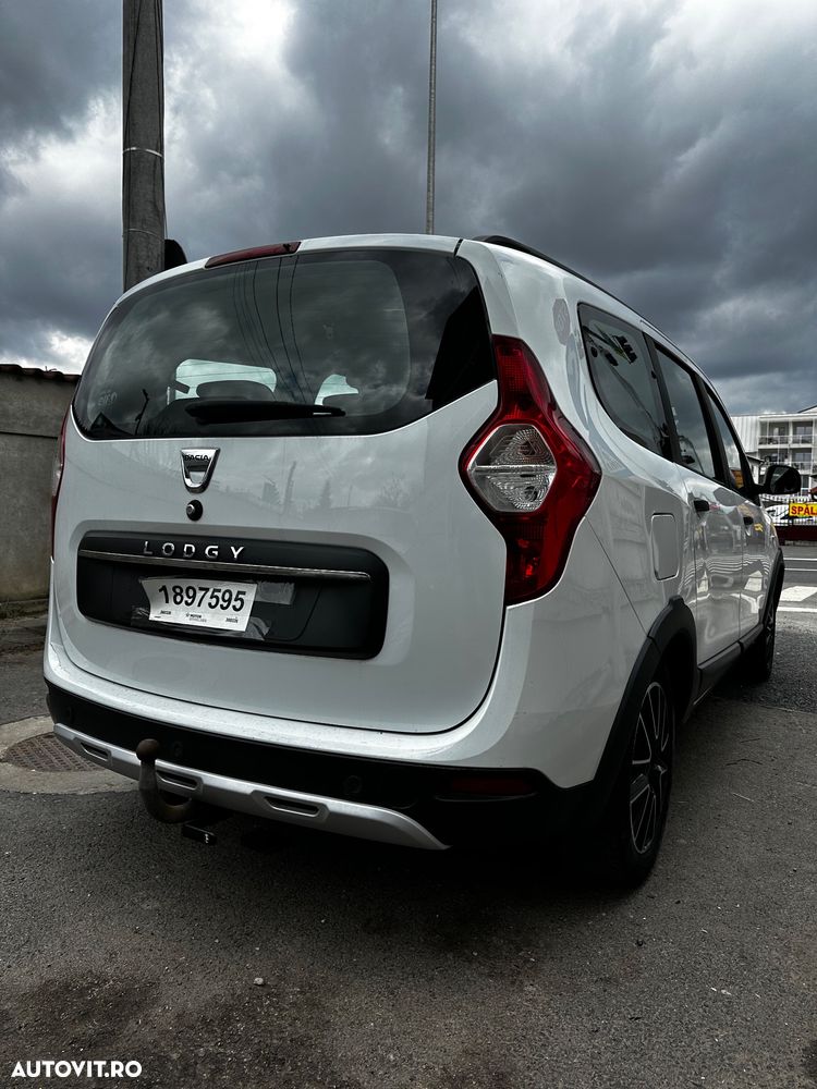 Dacia Lodgy 1.5 dCi 90 CP Stepway - 3