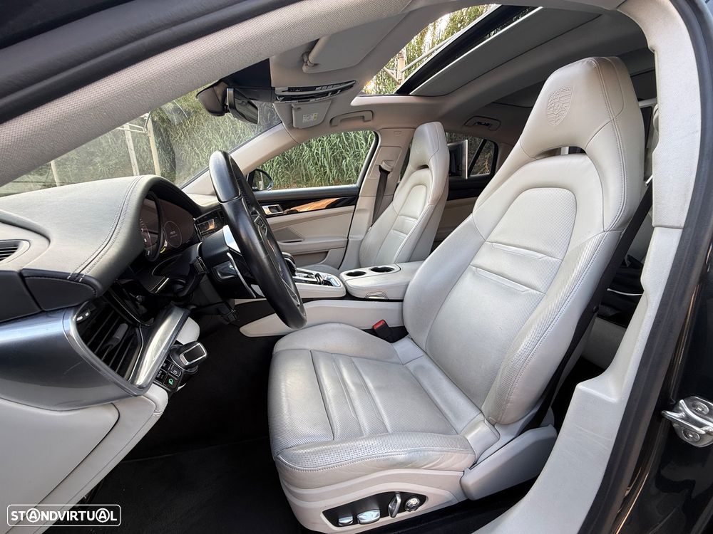 Porsche Panamera - 9
