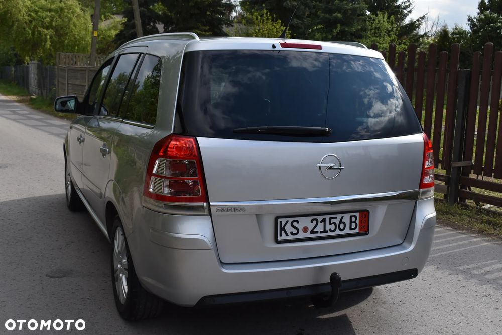 Opel Zafira 1.8 Cosmo - 8