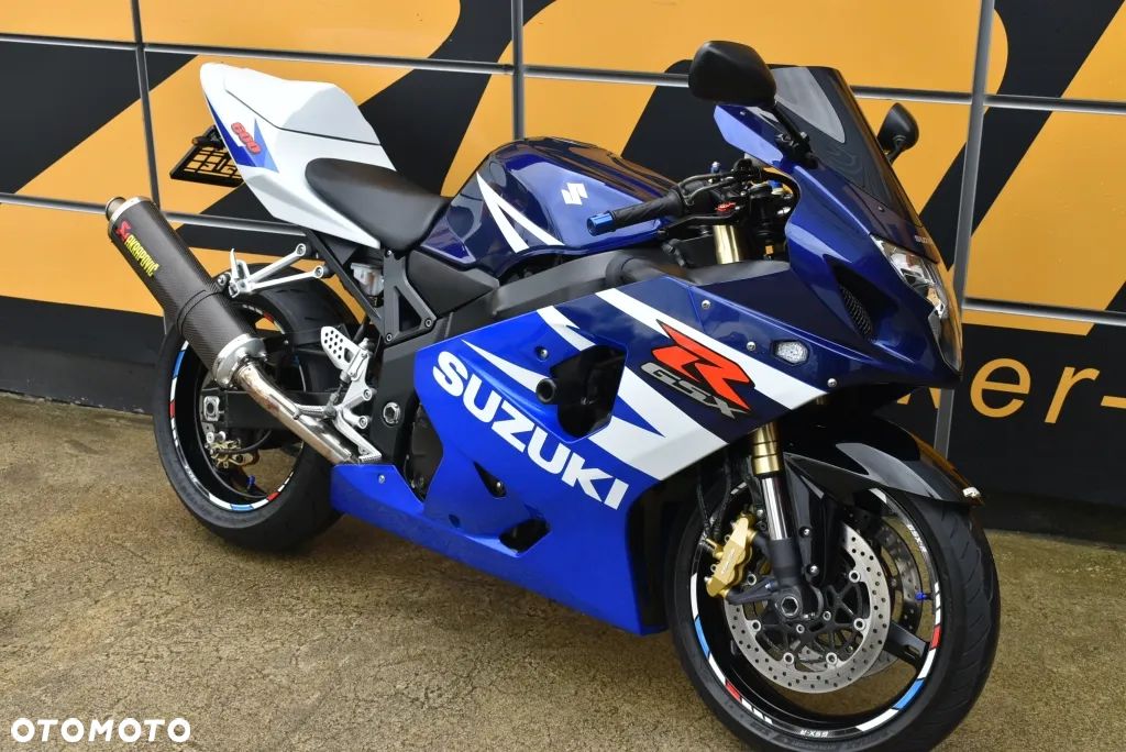 Suzuki GSX-R - 1