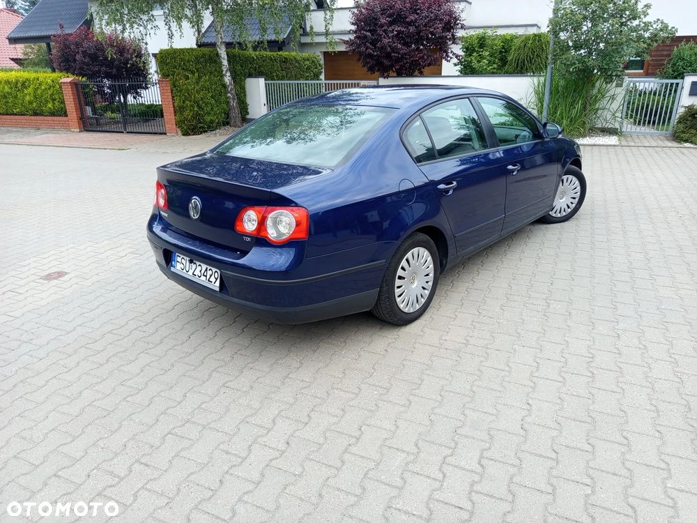 Volkswagen Passat - 7