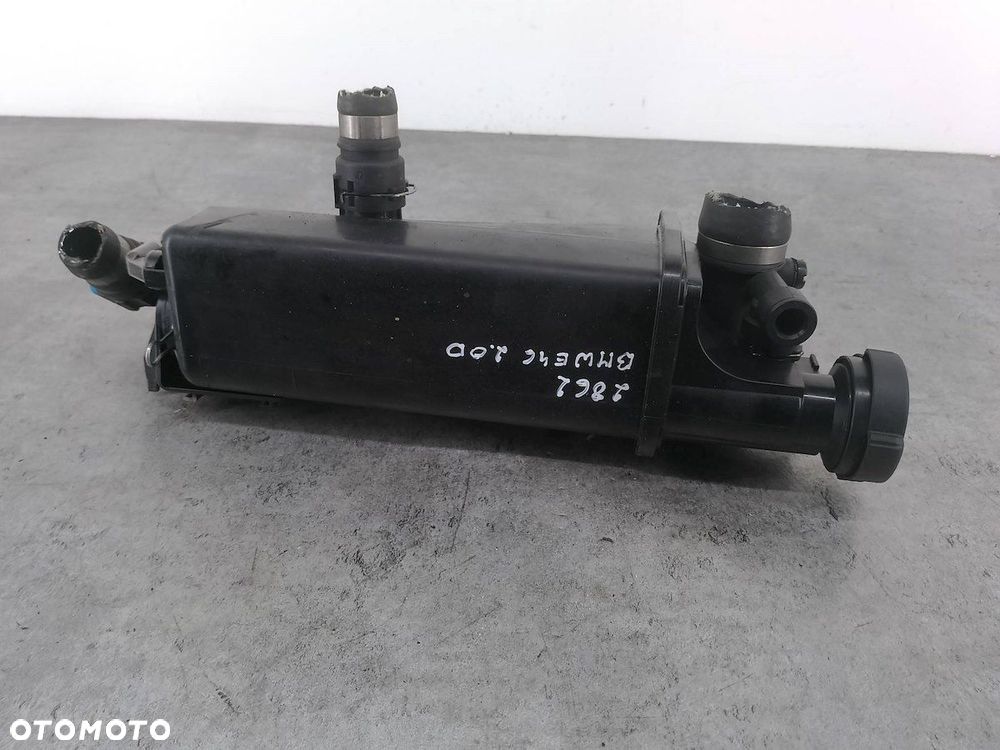ZBIORNICZEK WYRÓWNAWCZY BMW E46 2002165  454002 2.0 16V 320d - 1