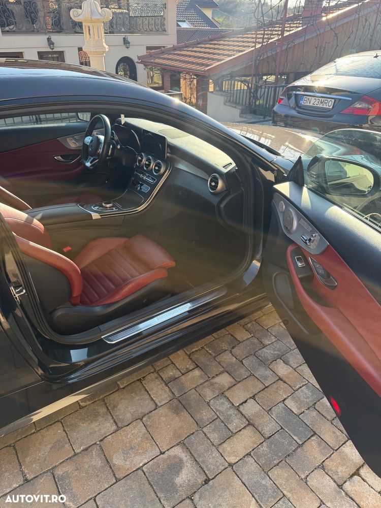 Mercedes-Benz C 300 4MATIC Aut. - 5