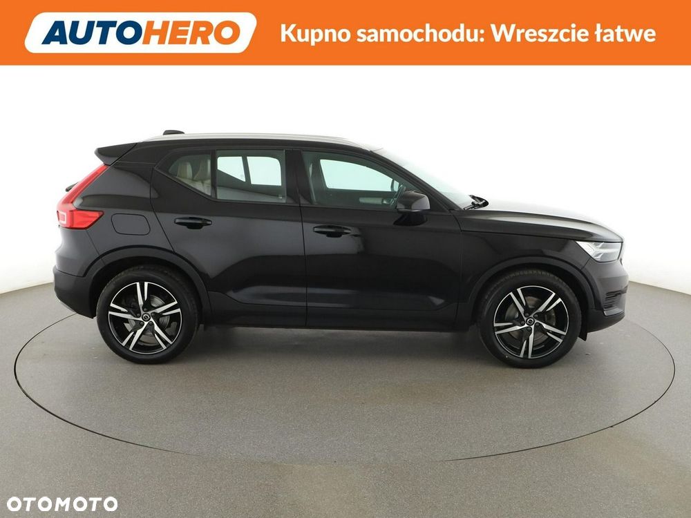 Volvo XC 40 D4 AWD Momentum Pro - 10
