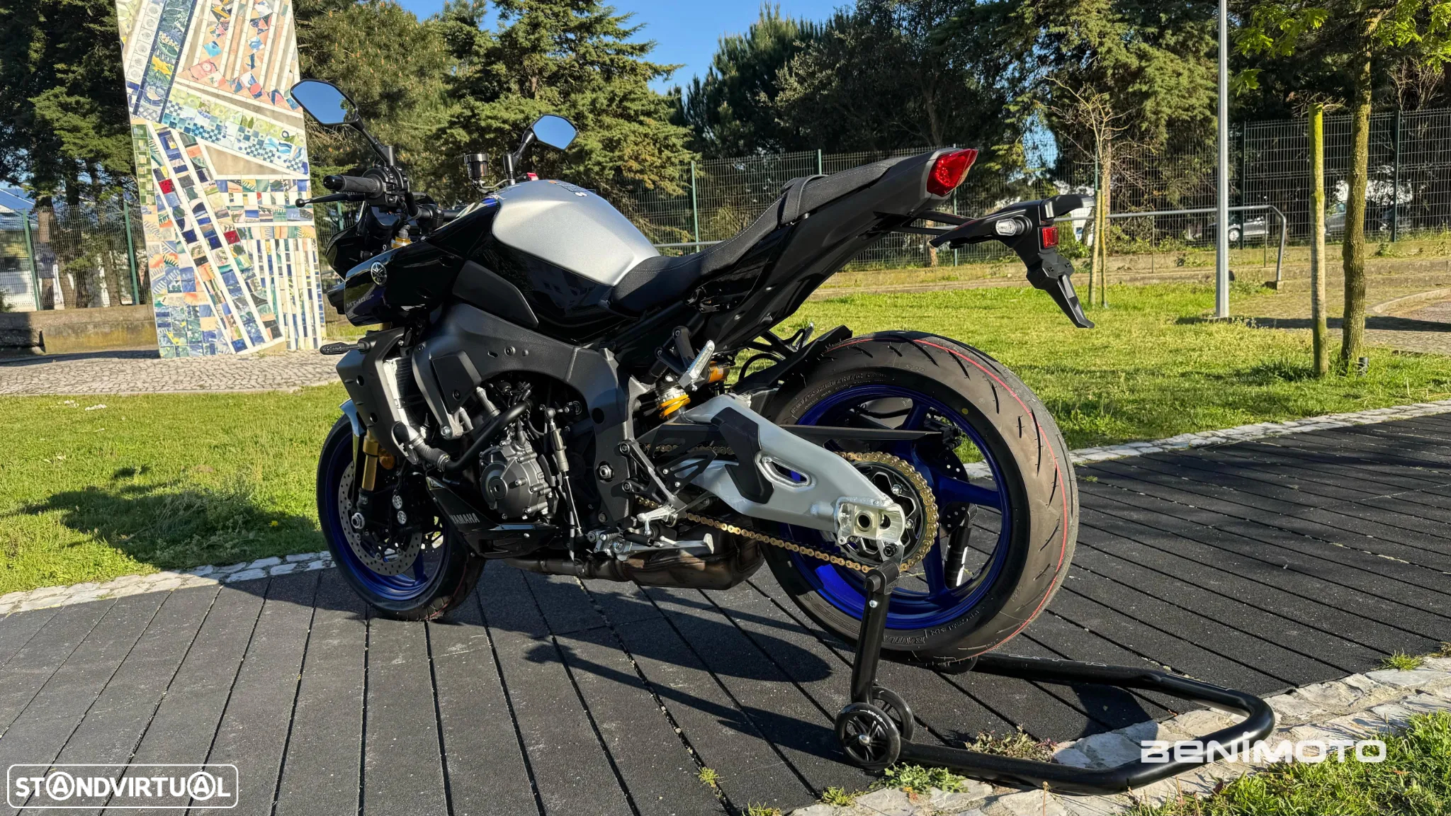 Yamaha MT-10 SP - 14