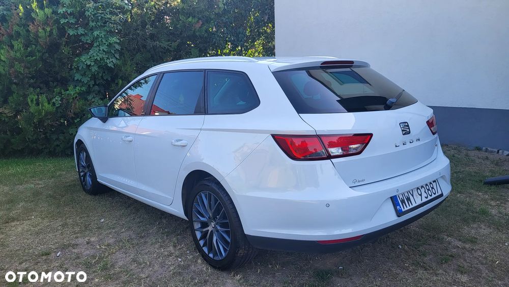 Seat Leon 1.6 TDI Start&Stop CONNECT - 4