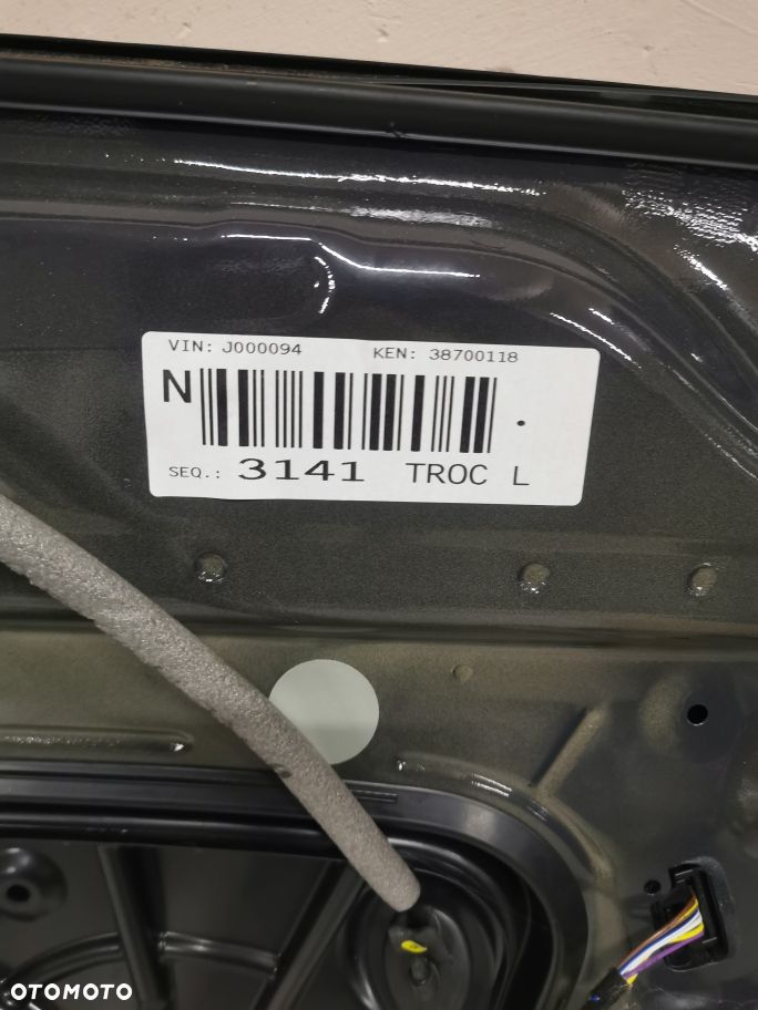 VW T-ROC drzwi I7F Grau - 3