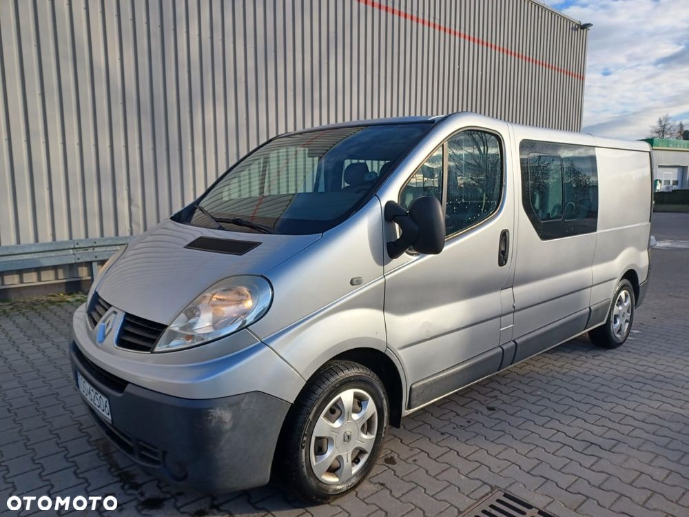 Renault Trafic FAP Combi L1H1 teilverglast - 1