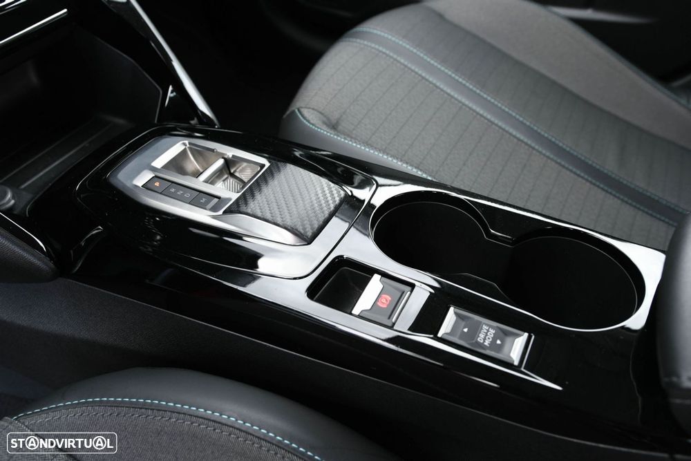 Peugeot 208 1.2 PureTech Allure EAT8 - 15