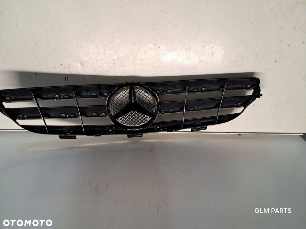 mercedes-benz clk w209 lift atrapa grill zderzaka przedniego a2098800223 - 11