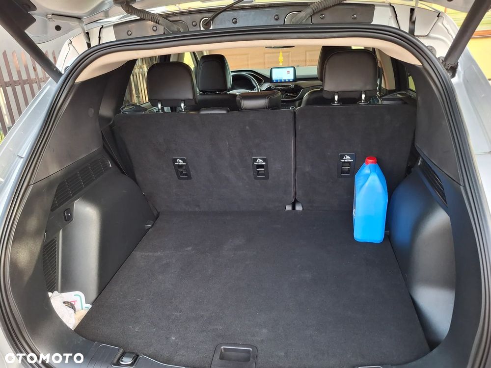 Ford Escape 2.0 EcoBoost AWD Titanium - 26