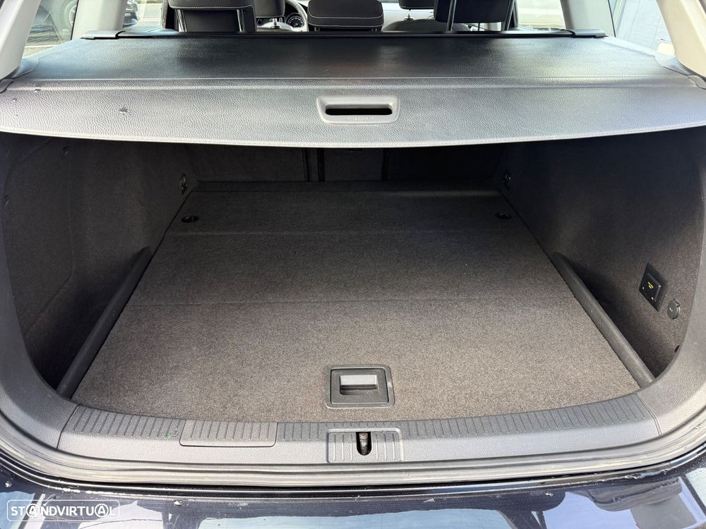 VW Golf Variant 1.6 TDi Highline - 12