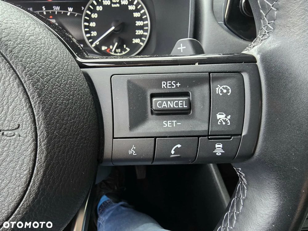 Nissan Qashqai 1.3 DIG-T Tekna DCT - 32
