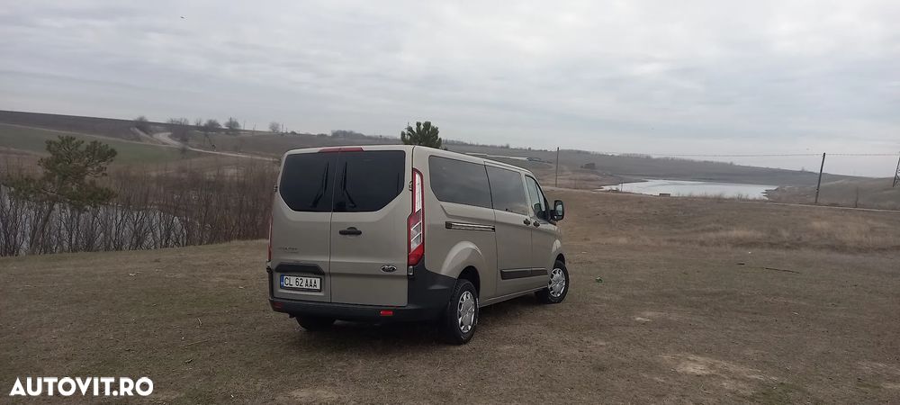 Ford Transit Custom Bus 310 2.0 TDCI SWB L1H1 Limited - 10