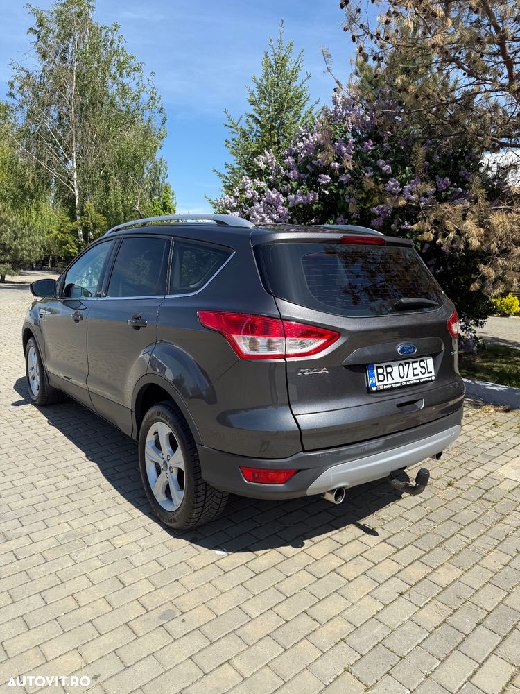 Ford Kuga - 9