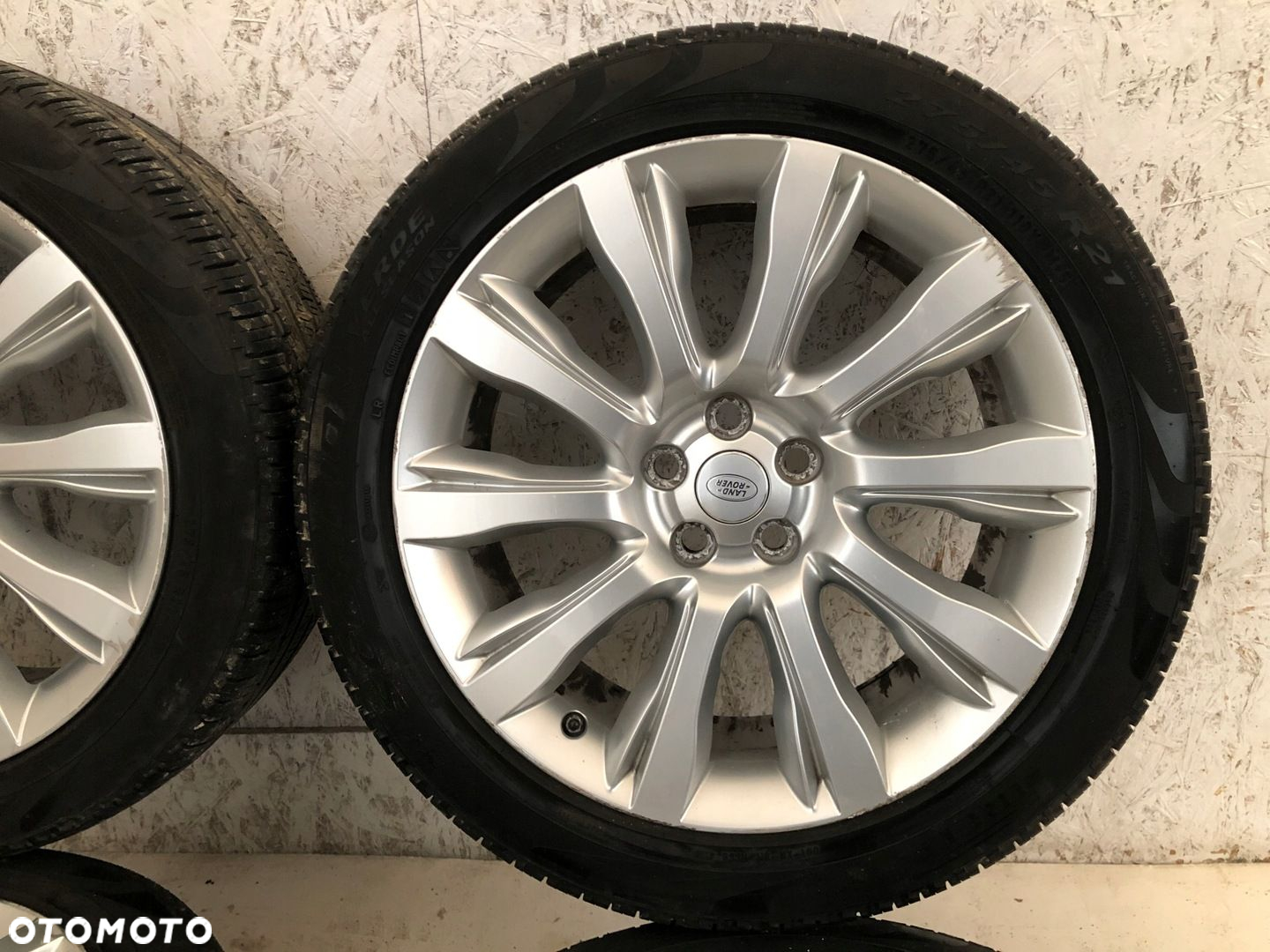 RANGE ROVER KOŁA ALUFELGI 275/45 R21 PIRELLI - 3