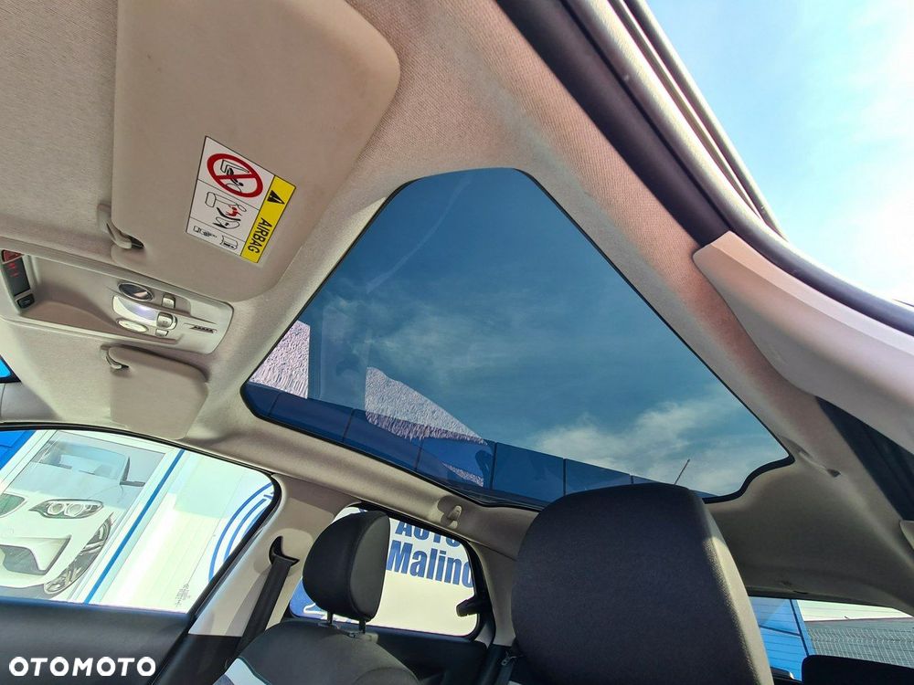 Citroën C4 Cactus 1.2 PureTech Shine S&S - 32