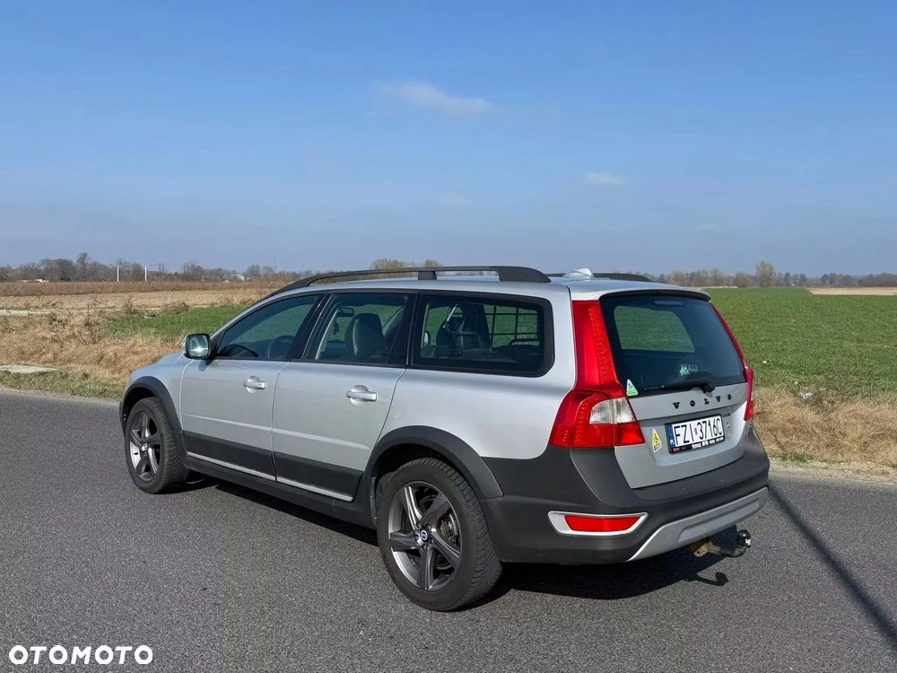 Volvo XC 70 D5 AWD Kinetic - 4