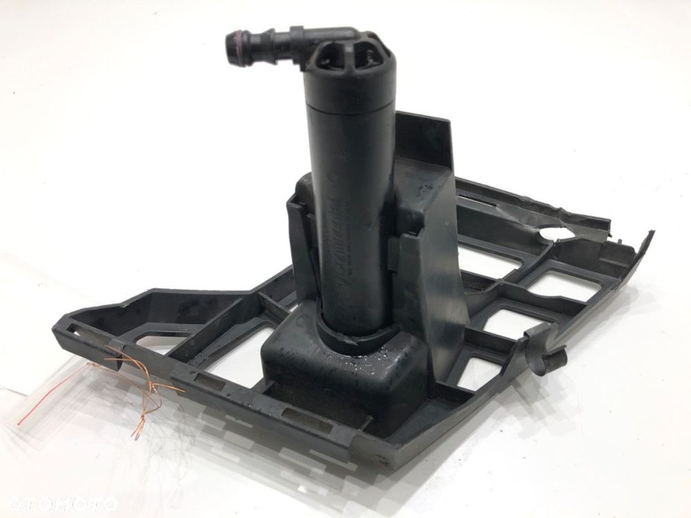 SPRYSKIWACZ REFLEKTORA PRAWY PRZÓD  SKODA YETI (5L) 2009 - 2017 1.4 TSI 90 kW [122 KM] benzyna 2010 - 3