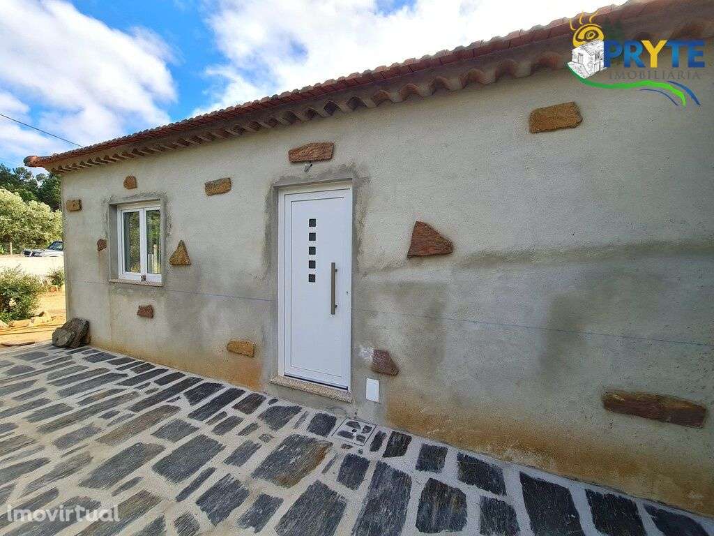 Quintinha com moradia de tipologia T4 situada próxima da Vila da Sertã - Grande imagem: 5/42