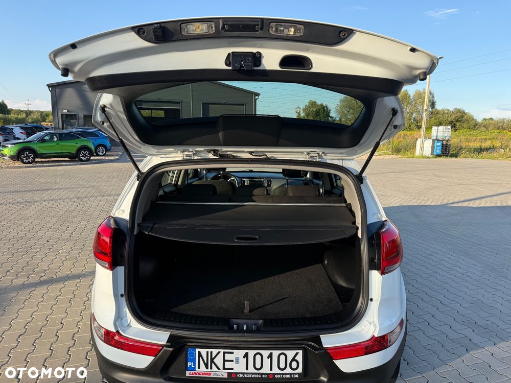 Kia Sportage 1.7 CRDI 2WD Dream-Team Edition - 8