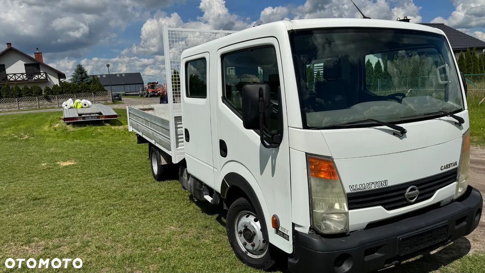 Nissan CABSTAR - 2