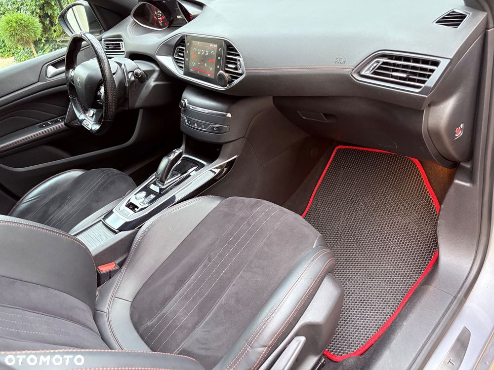 Peugeot 308 - 15
