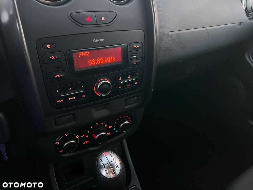 Dacia Duster 1.6 Laureate - 18