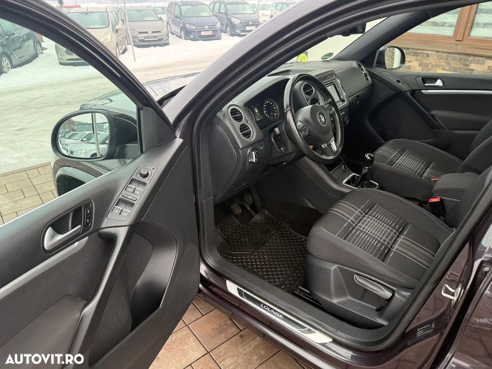 Volkswagen Tiguan - 11
