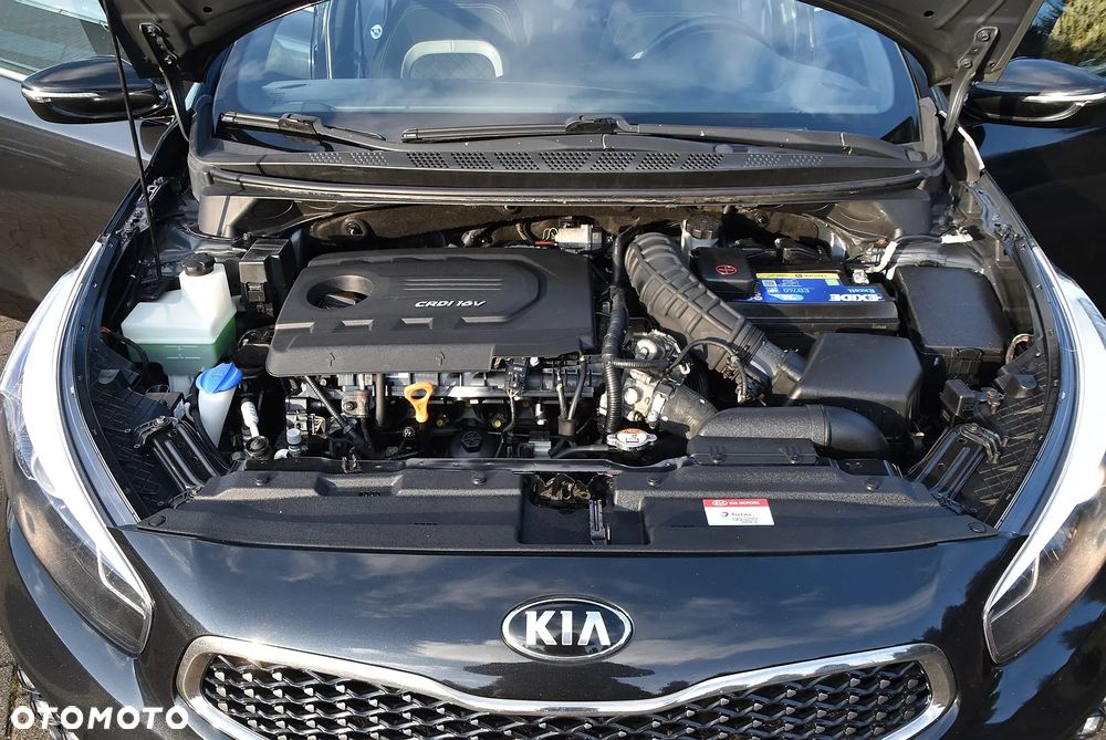 Kia Ceed 1.6 CRDi GT Line - 8
