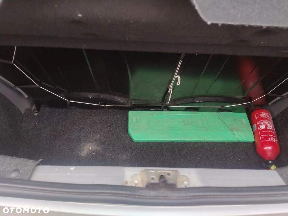 Toyota Aygo 1.0 VVT-i Terra EU5 - 12