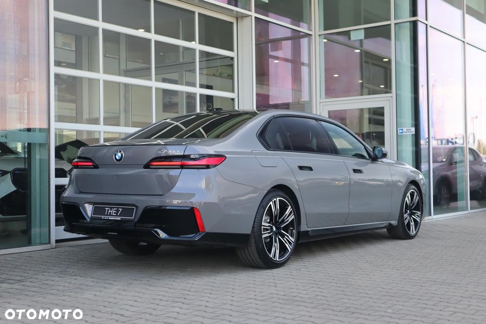 BMW Seria 7 - 6