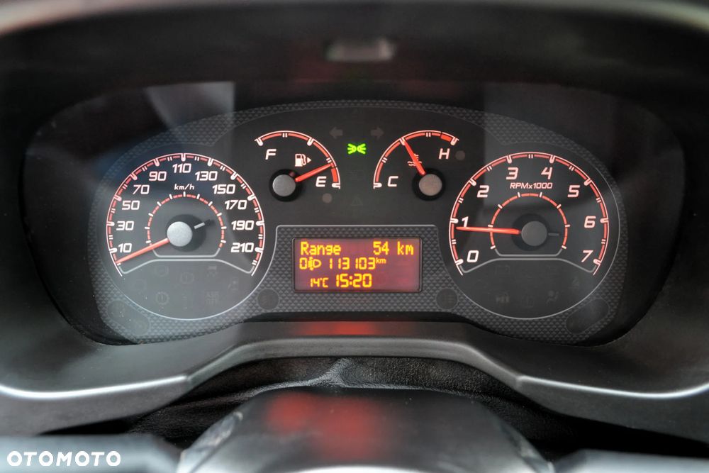 Fiat Fiorino Kombi 1.4 8V SX - 40