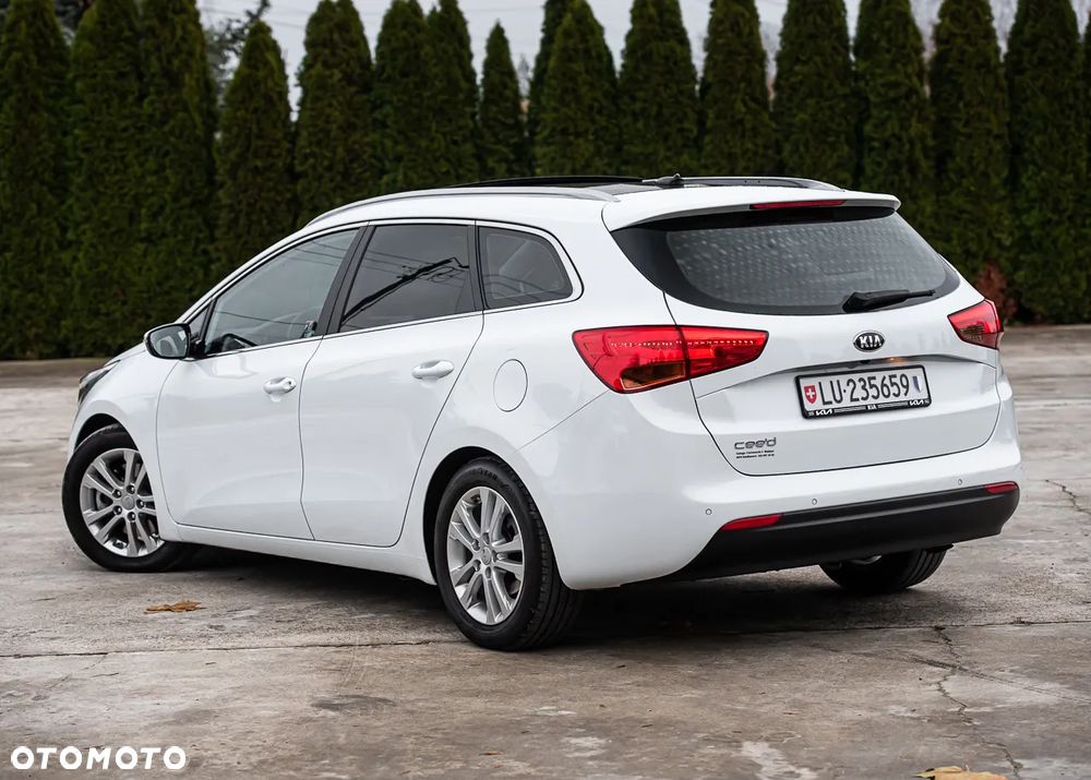 Kia Ceed 1.6 GDI DCT Platinum Edition - 9
