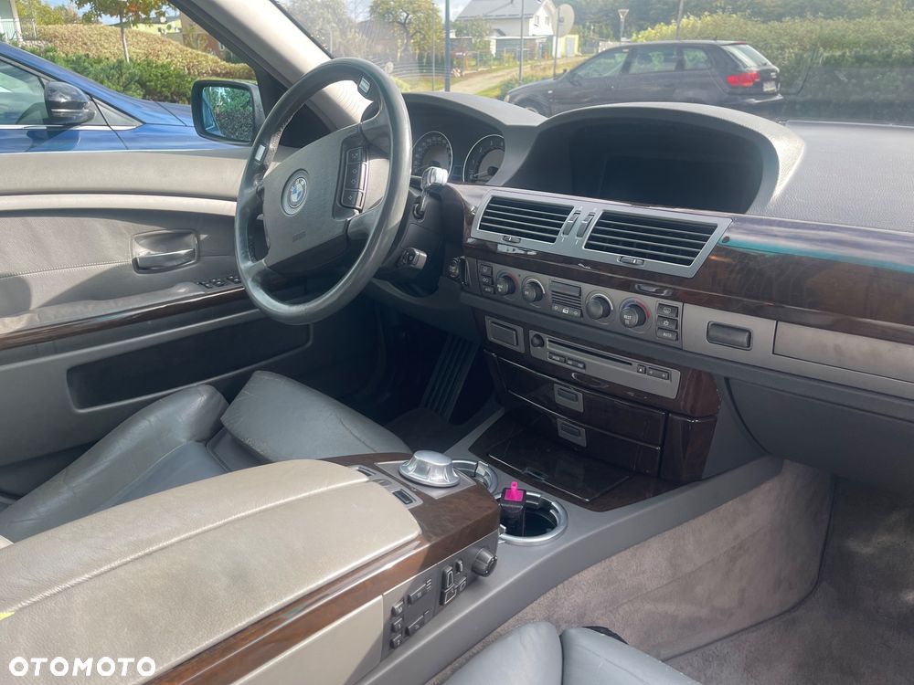 BMW Seria 7 - 20