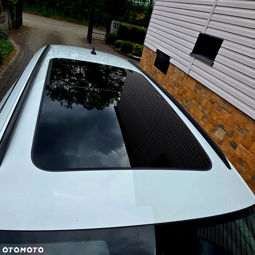 Volkswagen Passat - 22