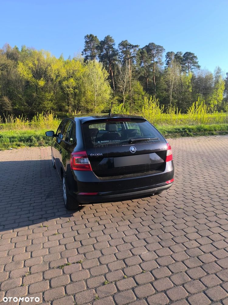 Skoda RAPID 1.6 TDI DPF Edition - 14