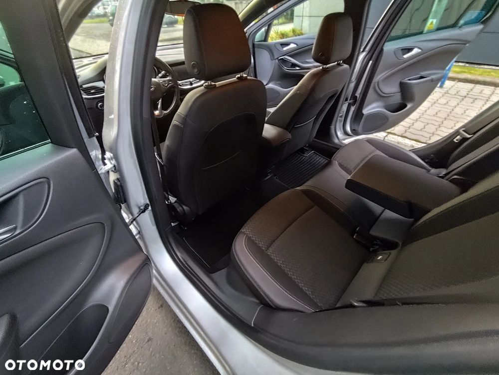 Opel Astra 1.6 CDTI Sport - 20
