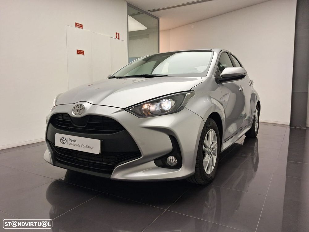 Toyota Yaris - 1