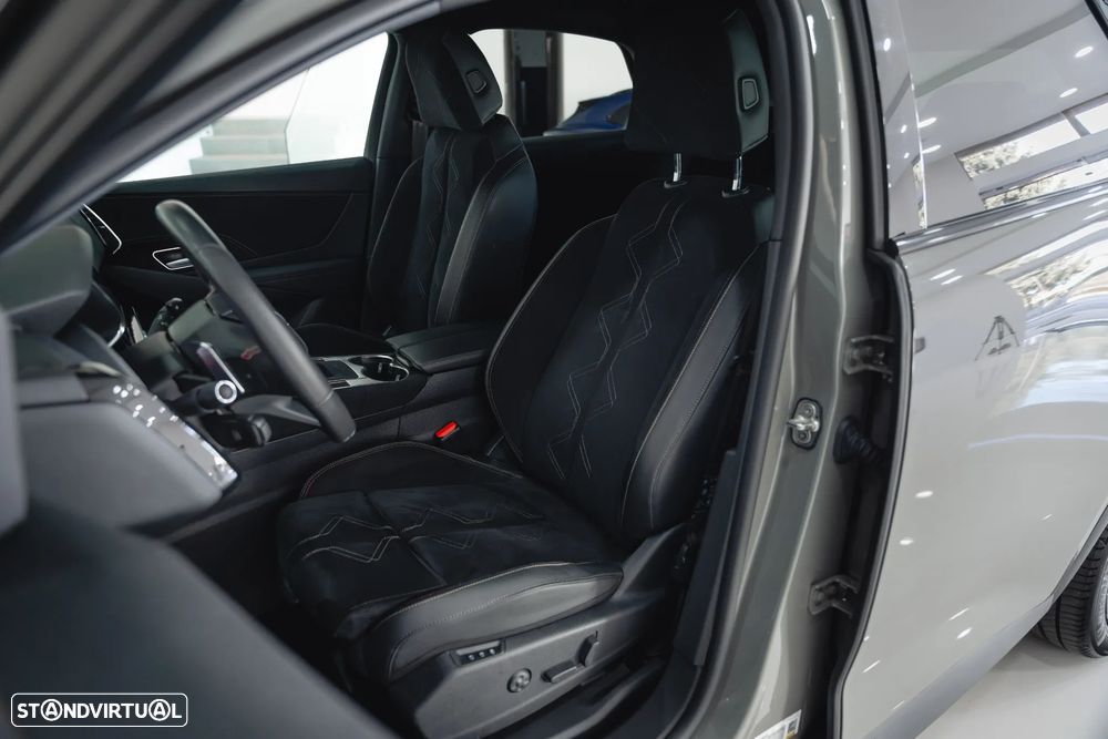 DS DS7 Crossback E-Tense Performance Line EAT8 - 24